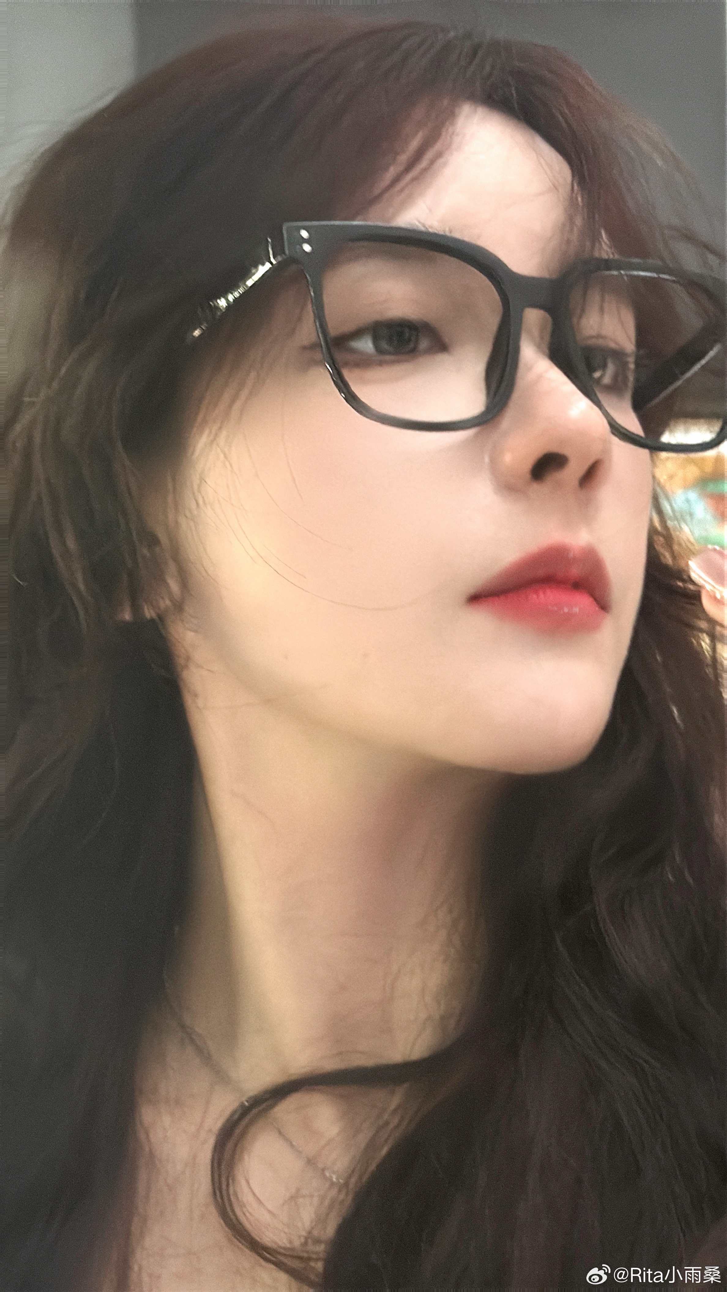 pp电子官网-【一图流】🥰LPL解说Rita晒照：大头贴他又来了