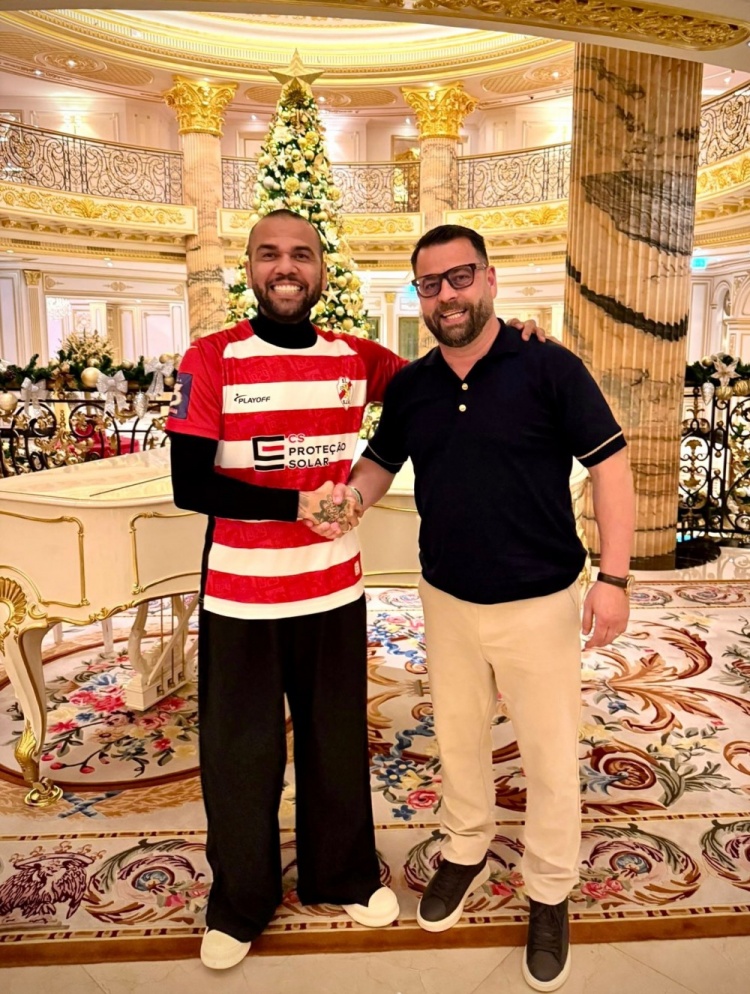 pp电子-葡媒：42岁阿尔维斯准备复出，效力自己控股的葡萄牙第三级别球队