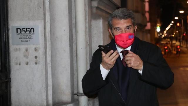 pp电子官网-巴萨球迷的美丽故事助拉波尔塔渡过首个危机